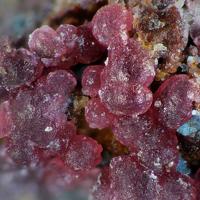 Ahlfeldite