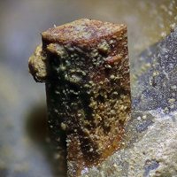 Gadolinite-(Y), Gadolinite-(Ce)