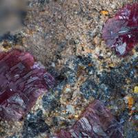 Ahlfeldite