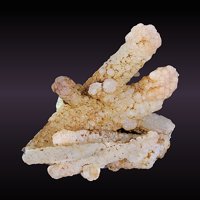 Carpathite, Quartz