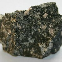Nacareniobsite-(Ce)