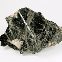 Gagarinite-(Y), Annite