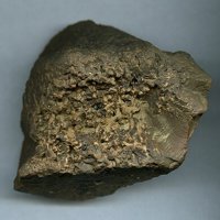 Caryochroite, Bitumen, Pyrite