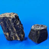 Baotite