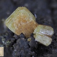 Nadorite