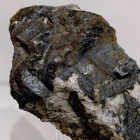 Gadolinite-(Y), Tengerite-(Y)
