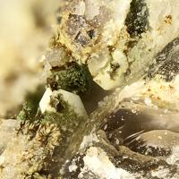 Calciohilairite