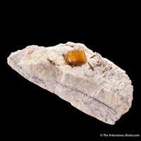 Bastnäsite-(Ce), Allanite-(Ce), Dolomite