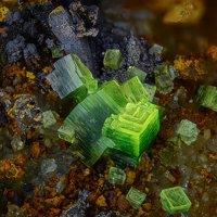 Uranospinite, Zeunerite