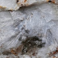Macdonaldite