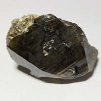 Cassiterite, Muscovite
