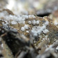 Nadorite