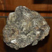 Nadorite