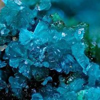Tangdanite