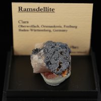 Ramsdellite