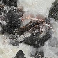Baddeleyite, Magnetite, Calcite