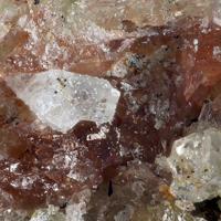 Samfowlerite, Baryte, Leucophoenicite