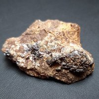 Nadorite