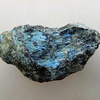 Nakauriite