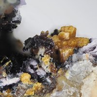 Earlshannonite, Jahnsite-(CaMnMn), Strengite