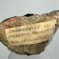 Samarskite-(Y)
