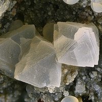 Faujasite-Ca