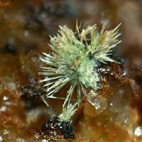 Agardite-(La)