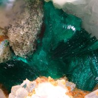 Tangdanite