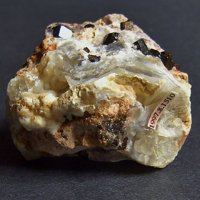 Opal, Fluor-buergerite, Quartz