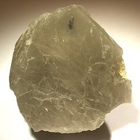 Pääkkönenite, Quartz