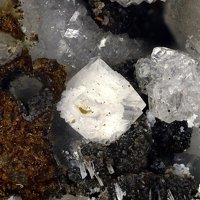 Faujasite-Ca, Phillipsite-Ca