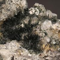 Aegirine, Analcime