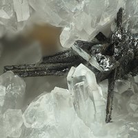 Ramdohrite