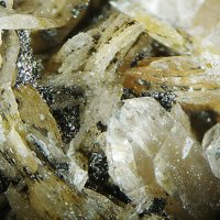 Ranciéite, Tinzenite, Quartz