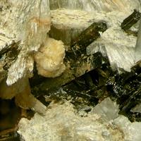 Adamsite-(Y), Franconite, Synchysite-(Ce)