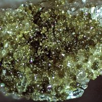 Mackayite, Quartz