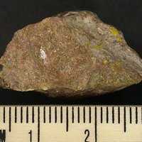 Ganomalite