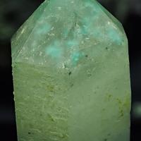 Ajoite, Quartz