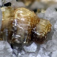 Labuntsovite-Mn, Tsepinite-Na, Hilairite