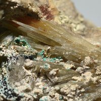 Lanarkite, Caledonite