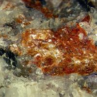 Calcybeborosilite-(Y), Bafertisite, Fluorite