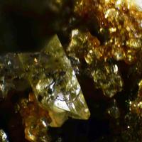Samfowlerite, Cahnite, Grossular
