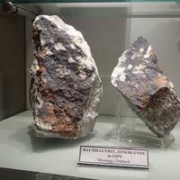Baumhauerite, Sphalerite