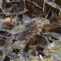 Nadorite