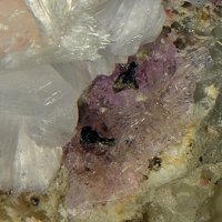 Sainfeldite, Guérinite