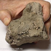 Panunzite