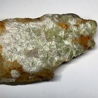 Cacoxenite, Wavellite, Limestone