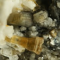 Quintinite-3T
