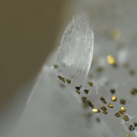 Dachiardite-Na, Pyrite, Calcite