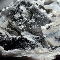 Rankamaite, Cassiterite, Quartz